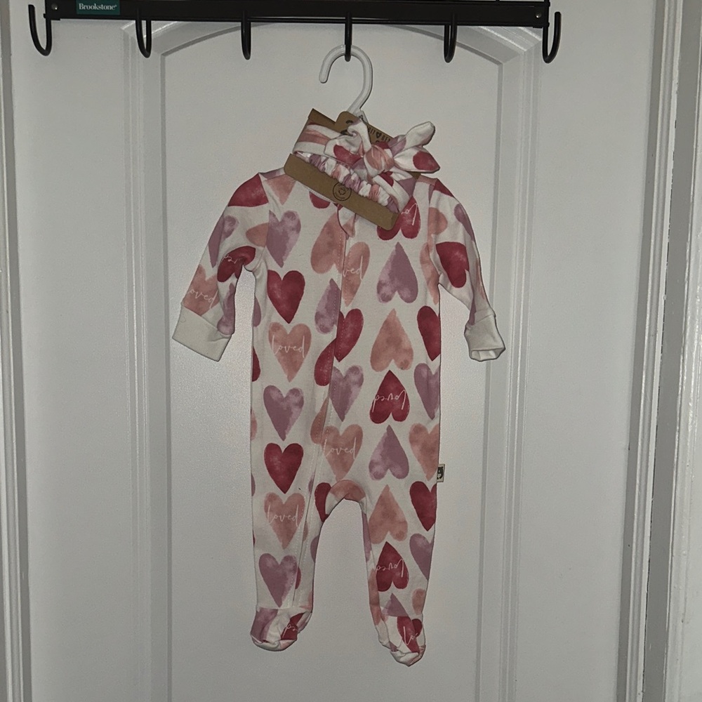 Baby Girls' Heart Print Footed One-Piece - Pink Hearts